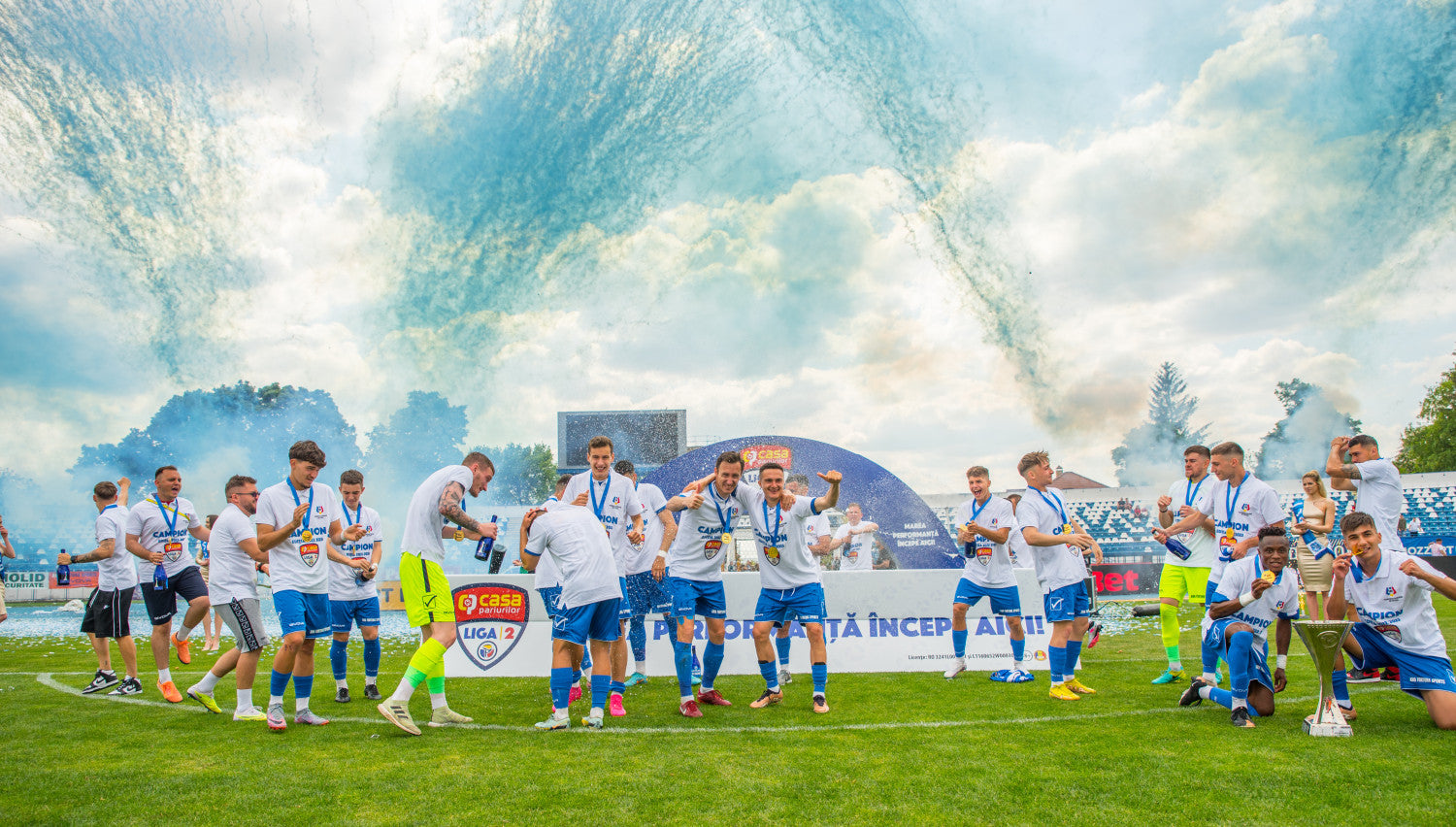 Felicitări și mulțumiri!