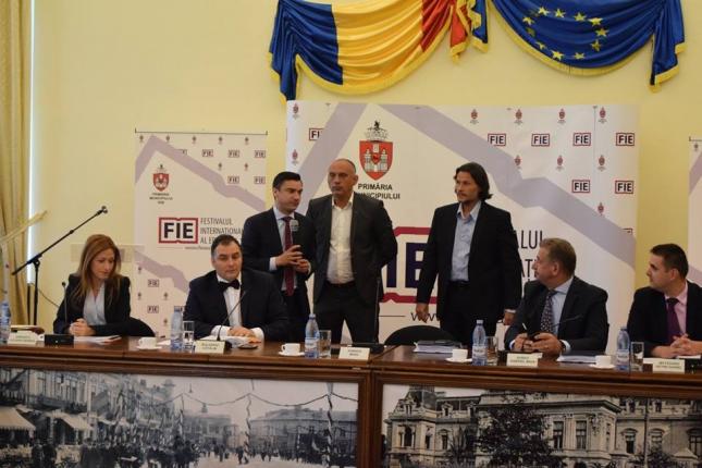 Primarul Mihai Chirica a promis în continuare întregul sprijin echipei noastre