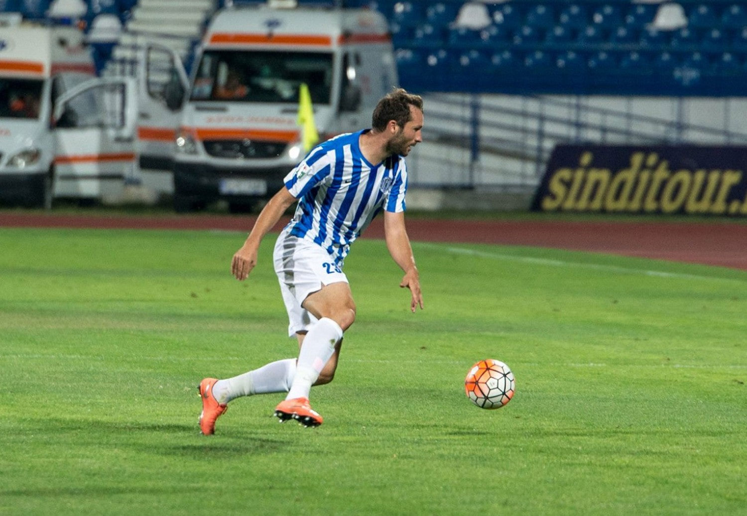 La mulți ani, Cosmin Frăsinescu!