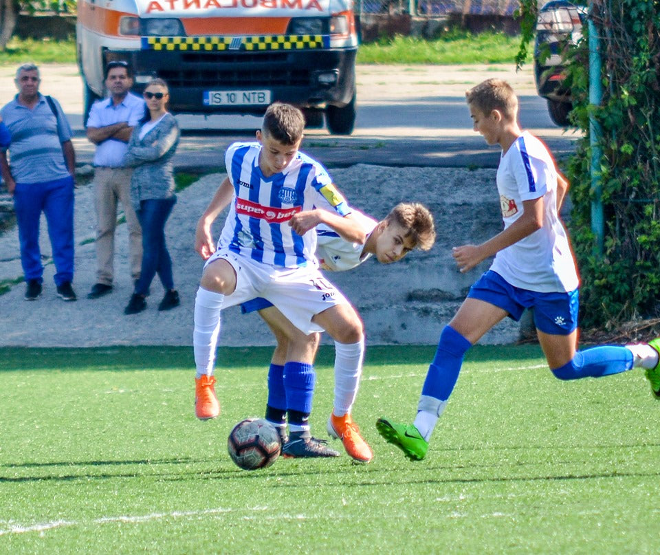 Juniorii au spart gheața în Liga Elitelor U16